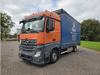 Box truck MERCEDES-BENZ Actros 1840