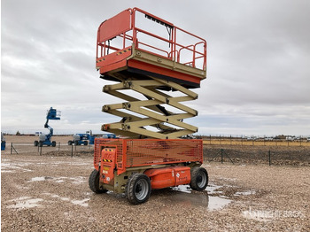 Scissor lift JLG