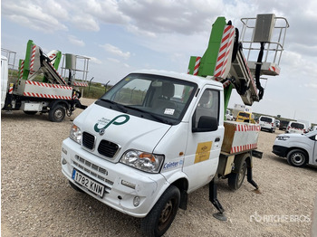 Truck with aerial platform COMET