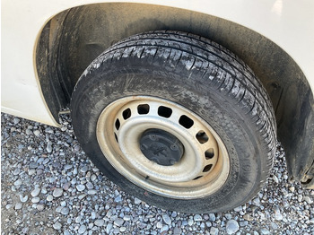 Commercial truck 2019 Peugeot Partner Cargo Van: picture 4