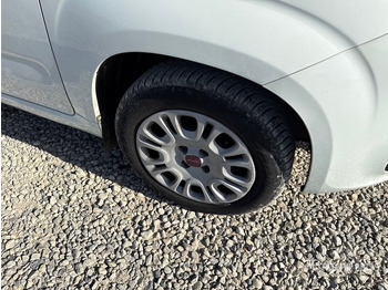 Car 2013 Fiat Panda Automobile: picture 4