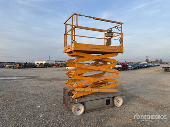 Scissor lift SKYJACK
