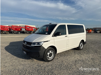 Panel van 2020 Volkswagen Transporter 2.0 TDI BlueMotion SCR 110kW DSG Van Truck: picture 2