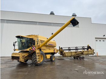Combine harvester NEW HOLLAND