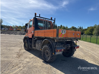 Tipper UNIMOG U300