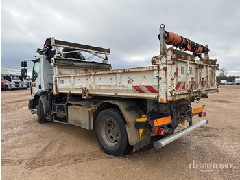 Tipper 2007 Renault Midlum 280DXi 2007 Hiab 088 HIDUO 2700 kg on ... Dump Truck with Crane: picture 2