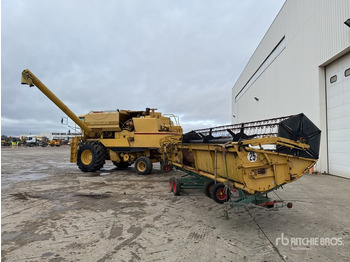 Combine harvester New Holland TF46 Combine Harvester: picture 2 Combine harvester New Holland TF46 Combine Harvester: picture 2