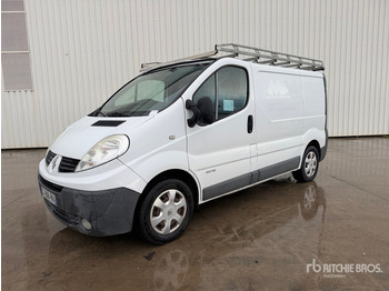 Commercial truck RENAULT Trafic