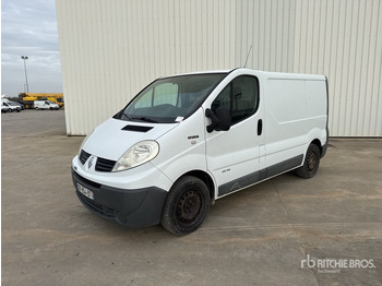 Commercial truck RENAULT Trafic