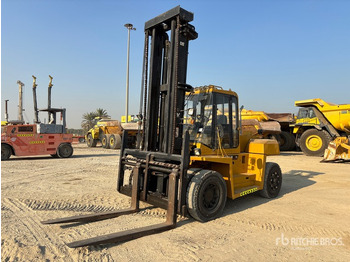 Forklift CATERPILLAR DP