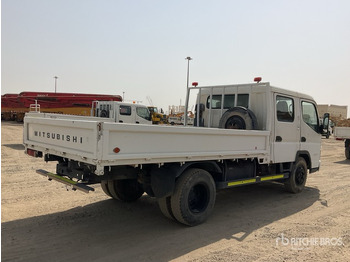 Dropside/ Flatbed truck 2014 Mitsubishi Canter 4x2 Crew Cab Flatbed Truck: picture 4