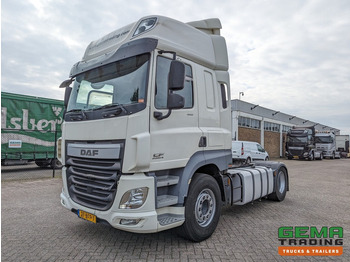 Tractor truck DAF CF 460