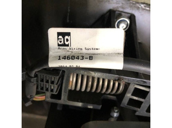 Pedal for Material handling equipment Floor plate for Unicarriers: picture 3 Pedal for Material handling equipment Floor plate for Unicarriers: picture 3