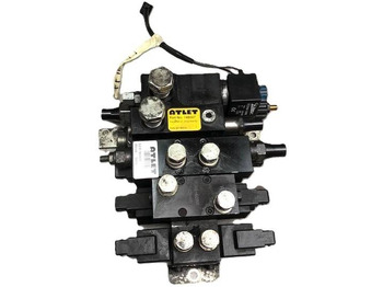 Hydraulic valve UNICARRIERS