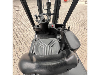 Electric forklift Linde E20PL (386-02) EVO: picture 4