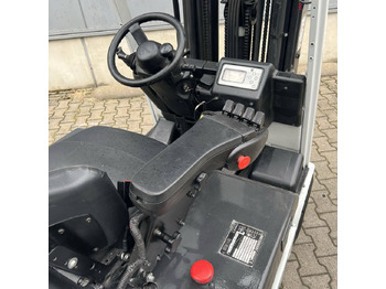 Electric forklift Unicarriers ET16 (AG1N12L16Q): picture 4 Electric forklift Unicarriers ET16 (AG1N12L16Q): picture 4