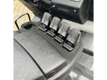 Electric forklift Unicarriers ET16 (AG1N12L16Q): picture 5 Electric forklift Unicarriers ET16 (AG1N12L16Q): picture 5