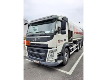 Tanker truck VOLVO FM