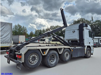 Hook lift truck MERCEDES-BENZ Actros 2551 8x2 V8 Retarder: picture 4
