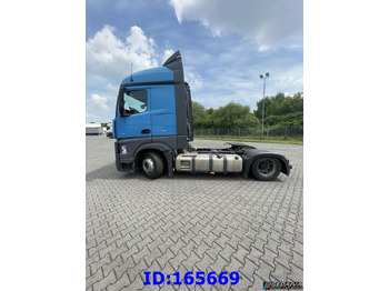 Tractor truck MERCEDES-BENZ Actros 1842