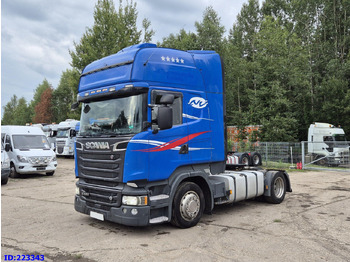 Tractor truck SCANIA R 520