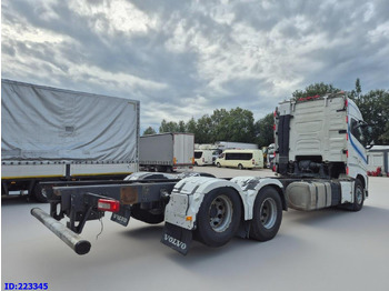 Cab chassis truck VOLVO FH13 500HP 6x2 10 tyre - New generation: picture 5 Cab chassis truck VOLVO FH13 500HP 6x2 10 tyre - New generation: picture 5