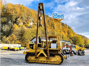 Pipe layer CATERPILLAR