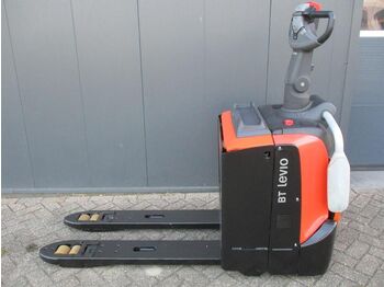 Pallet truck TOYOTA