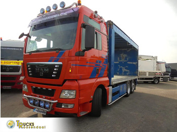 Curtain side truck MAN TGS 26.440