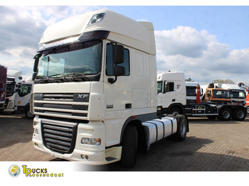 Tractor truck DAF XF 105 460