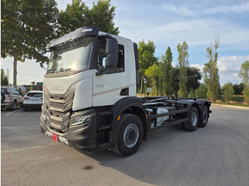 Container transporter/ Swap body truck IVECO X-WAY