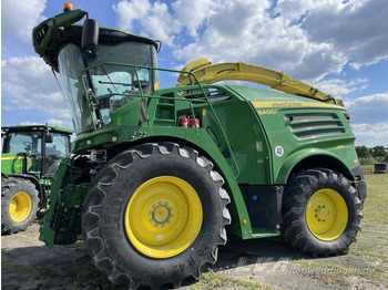 Forage harvester John Deere 8400: picture 4