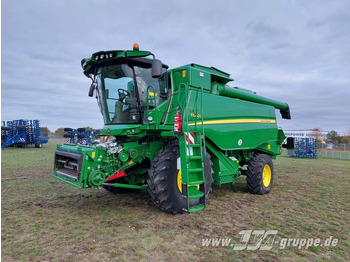 Combine harvester JOHN DEERE T660