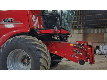 Combine harvester CASE IH Axial-Flow