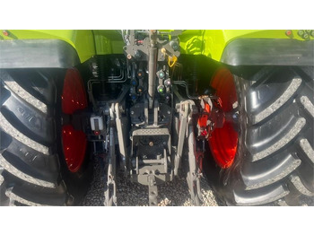 Farm tractor Claas ARION 550 CEBIS Med frontlæsser og frontlift: picture 5
