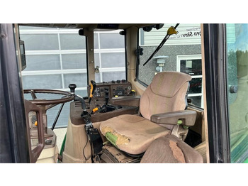 Farm tractor John Deere 6910 Auto Quad II-TLS Med frontlæsser: picture 5