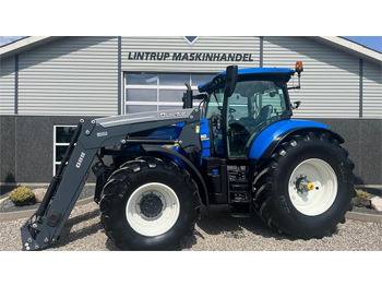 Farm tractor NEW HOLLAND T7.270