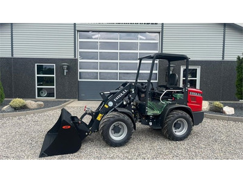 Compact loader