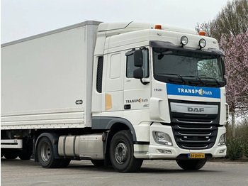 Tractor truck DAF XF 460