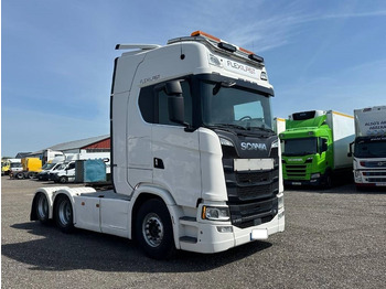 Tractor truck SCANIA S 580