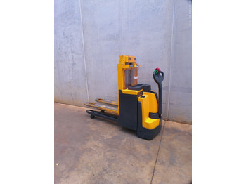 Stacker JUNGHEINRICH EJD