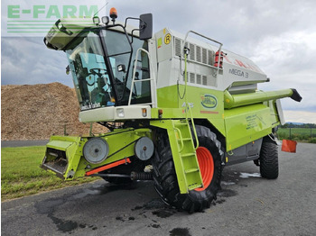 Combine harvester CLAAS Mega