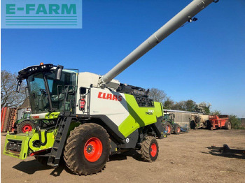 Combine harvester CLAAS