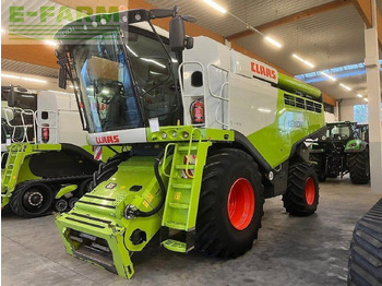 Combine harvester CLAAS Lexion 750
