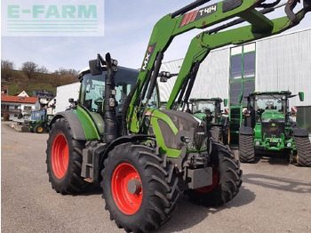 Farm tractor FENDT 516 Vario