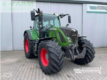 Farm tractor FENDT 724 Vario
