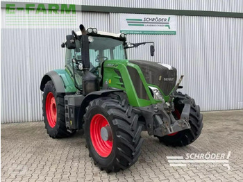 Farm tractor FENDT 824 Vario