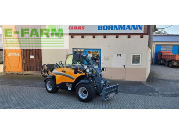 Telescopic handler GIANT