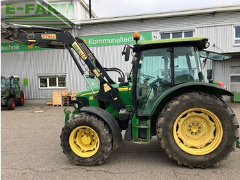 Farm tractor JOHN DEERE 5820