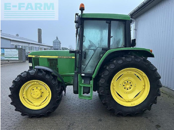 Farm tractor John Deere 6110: picture 2